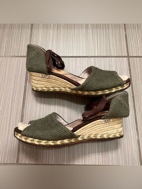 Ugg Australia Mar Espadrille Wedge Sandals 9 green